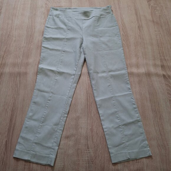 Women's Chapter One Beige Pullon Stretch Cropped Tapered Pants Size 10 Cropped - Picture 3 of 9